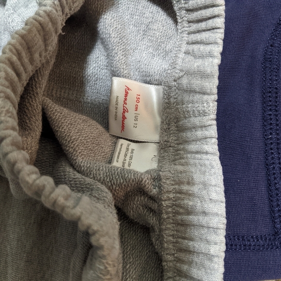 Boys size 12 thick sweatpants - Picture 3 of 4